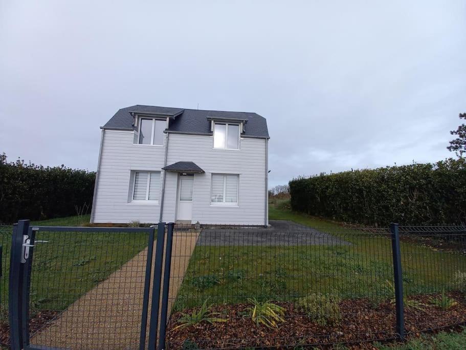 Maison Vue Sur Le Mont Saint Michel Et Sa Baie Champeaux Exterior foto